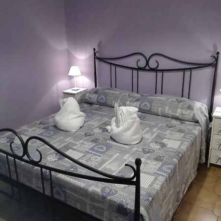 Вилла La Rosa Sul Lago Тревиньяно-Романо Экстерьер фото